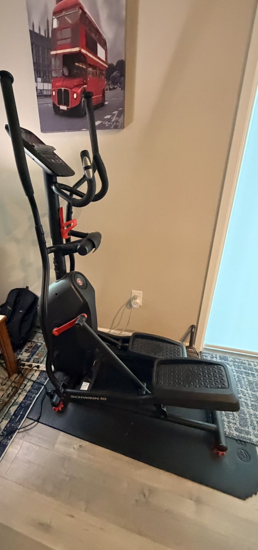 Schwinn 411 Elliptical 