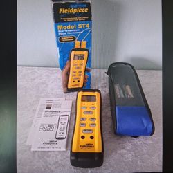 New Fieldpiece Dual Temperature Digital Thermometer HVAC R Includes Case St4