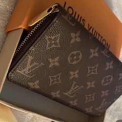 LV Women’s Wallet