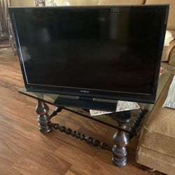 Insignia 40” TV