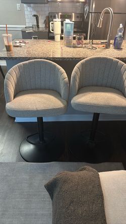 Set of 3 Upholstered Counter Stools