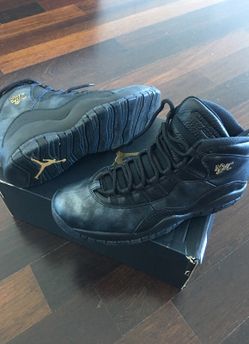 Jordan 10s size 10 200