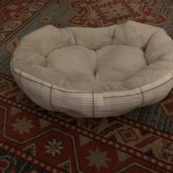 Small Pet Bed For Dog Or Cat