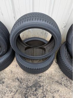 2 llantas 235/40/19 dela yokohama 95% de vida