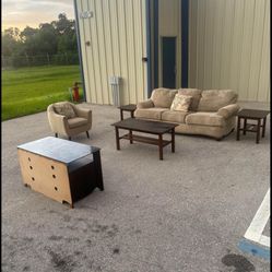 Living Room Set (Free Delivery)