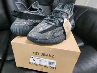 Yeezy 350 V2 Boost