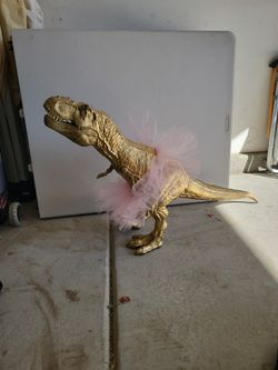 Gold dinosaur