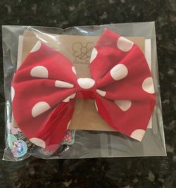 Mini mouse Bow on Nylon band