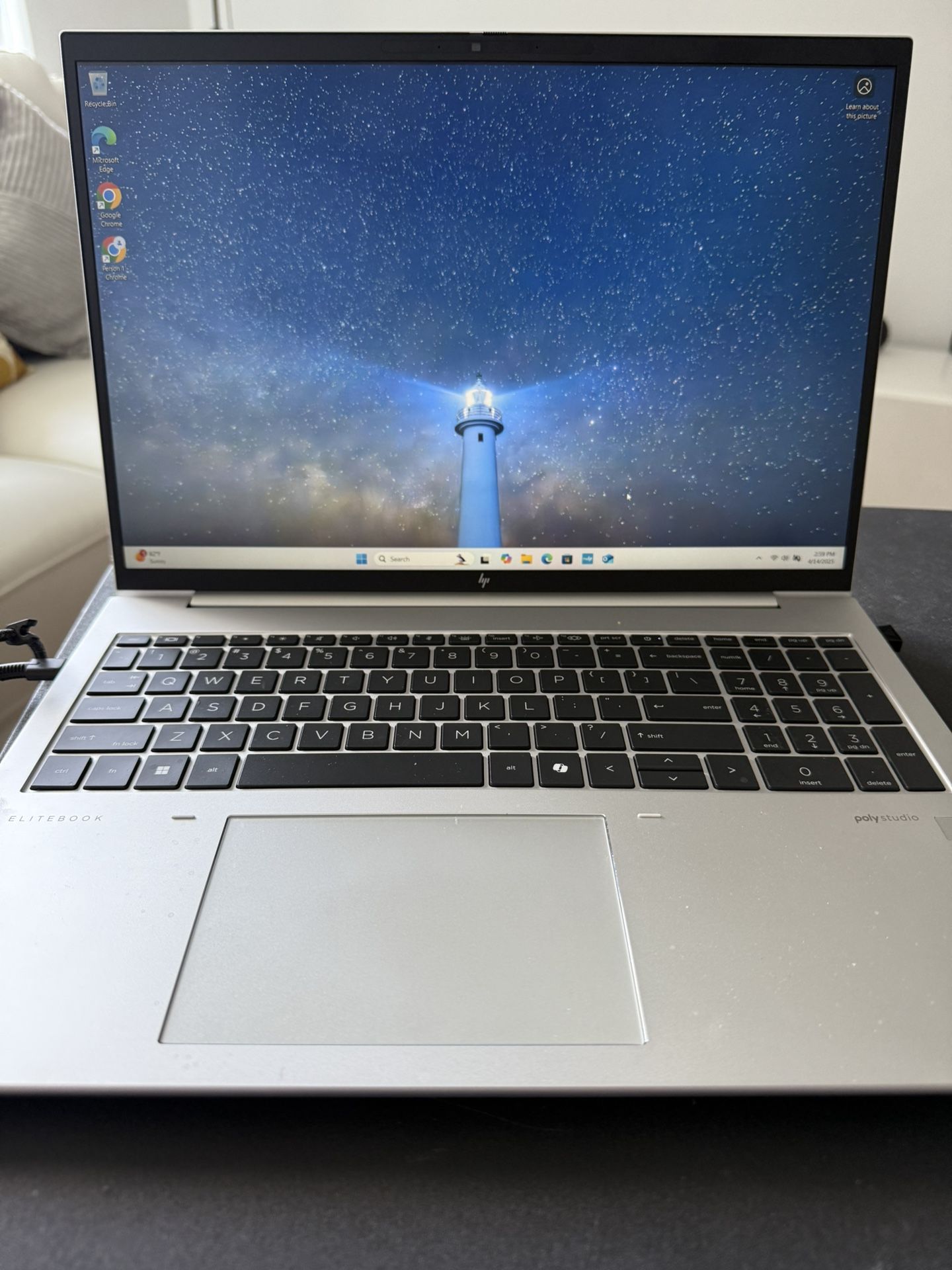 HP elitebook 860 Notebook