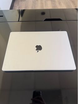 Apple MacBook Pro M4 Pro 24GB RAM