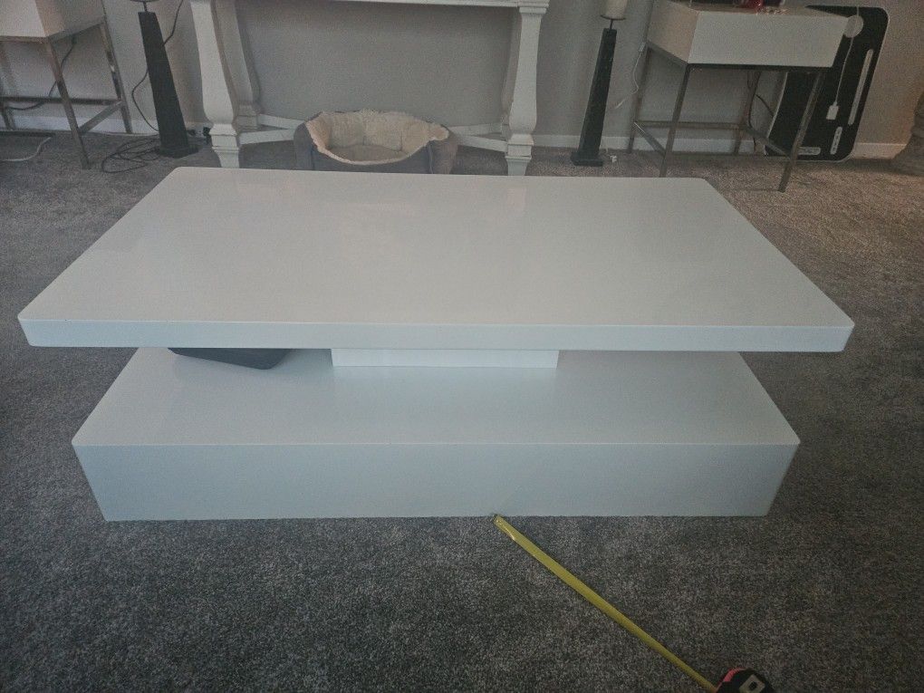 Modern Glossy Coffee Table