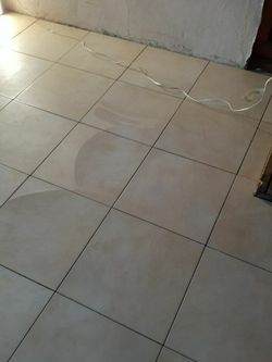 Do nice an clean tiles wrk