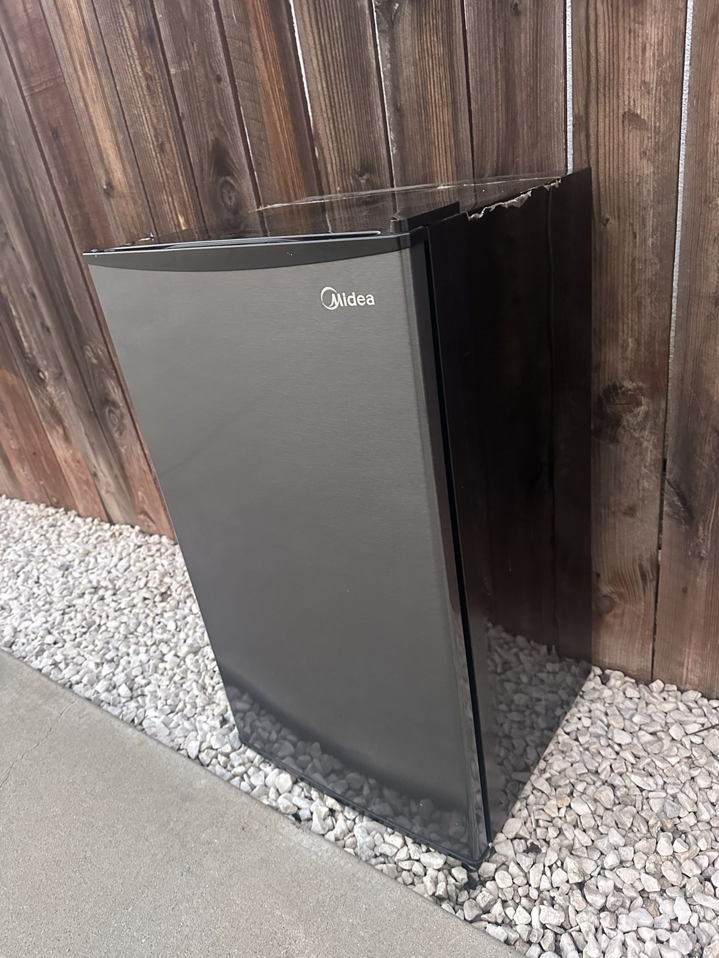 Mini Fridge refrigerator 