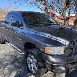 2004 Dodge Ram 1500 Garage Kept 