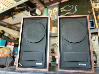 Vintage Admiral speakers