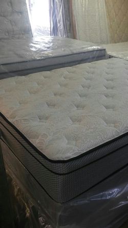 NEW FULL MATTRESS AND BOX SPRING