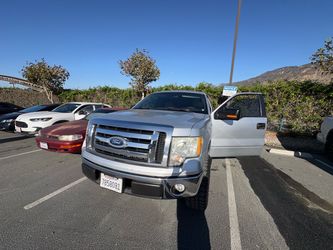 2010 Ford F-150 FX4 Truck