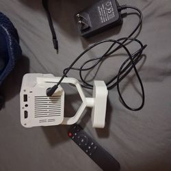 Mini Scren Projector 
