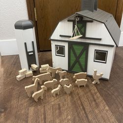 Hearth & Hand Barn With Accessories 