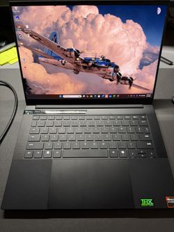 Razer Blade 14 RZ09-05306ES3-R3U1 / (P11-NT/Win-11/3K 120Hz OLED/Ryzen AI 9 365/32GB LPDDR5X/RTX 507
