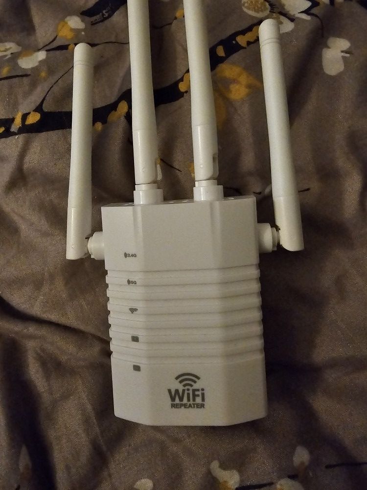 WiFi Extender, WiFi Booster 1200Mbps 2.4&5GHz Dual Band(10800sq.ft) WiFi Repeater, WiFi Range Extender 
