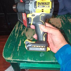 DeWalt Drill Driver 1/2 Dcd800 New Tool Only 
