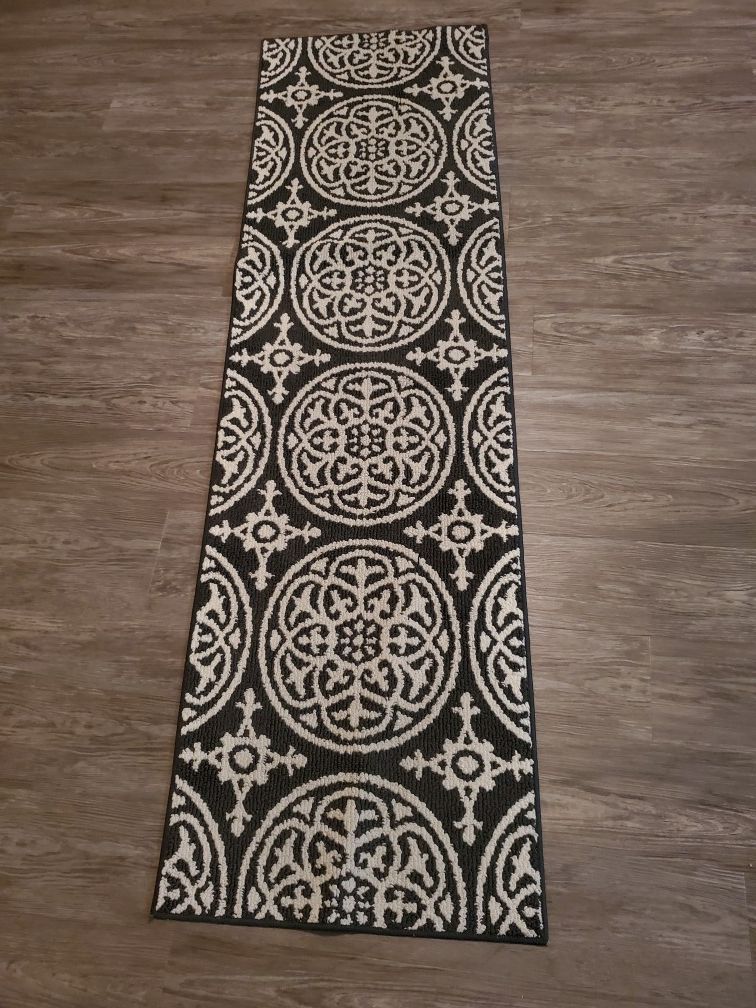 Runner rug