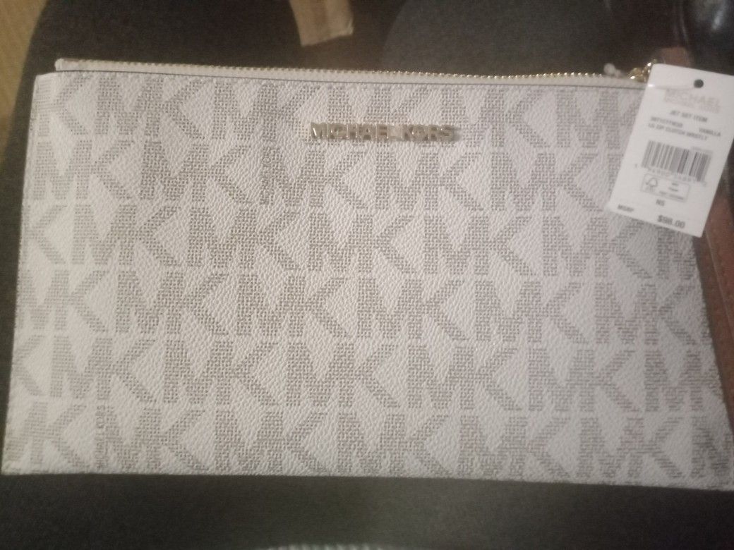 Michael Kors Wristlet.