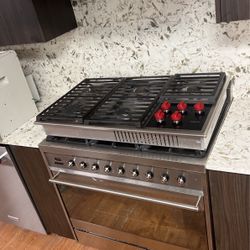 WOLF GAS RANGE 36” INCHES 