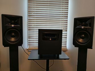 JBL 2.1 Studio Speaker Bundle with Subwoofer