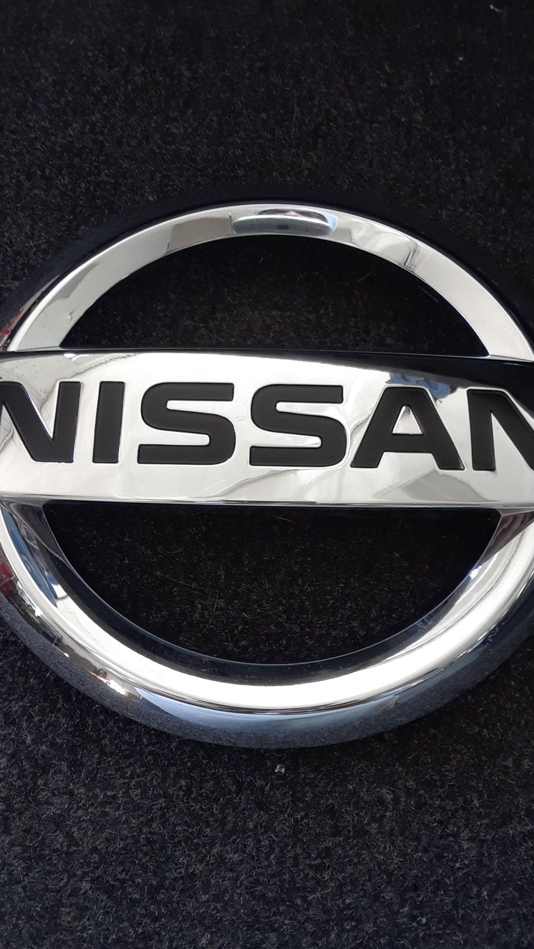 Nissan Pathfinder Front Grill Grille Emblem Logo Badge Sign 62890-3KA0A OEM OE