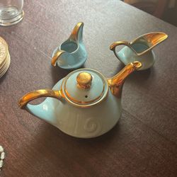 Pearl China 22k Gold Tea Set