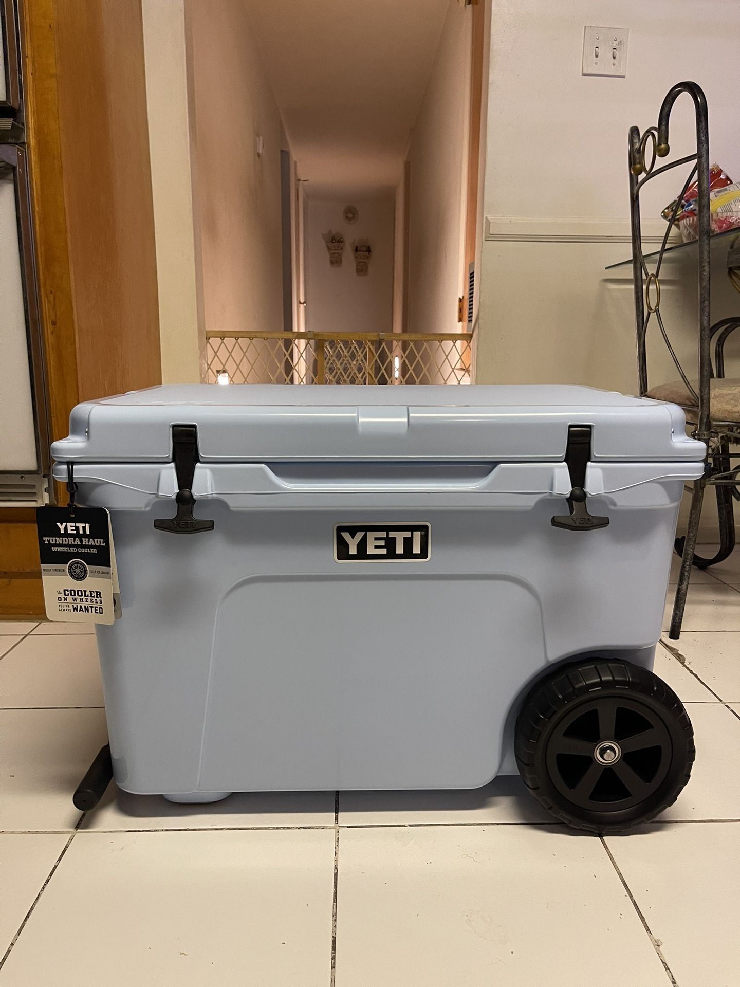 New YETI TUNDRA HAUL® WHEELED COOLER