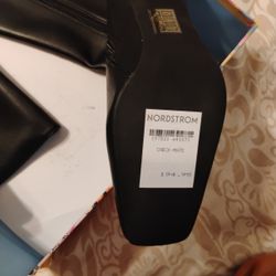 Brand NEW LADIES BLACK BOOTS SIZE 6