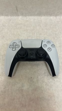 PS5 white controller