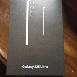 Bran New Sealed Samsung Galaxy S25 Ultra 