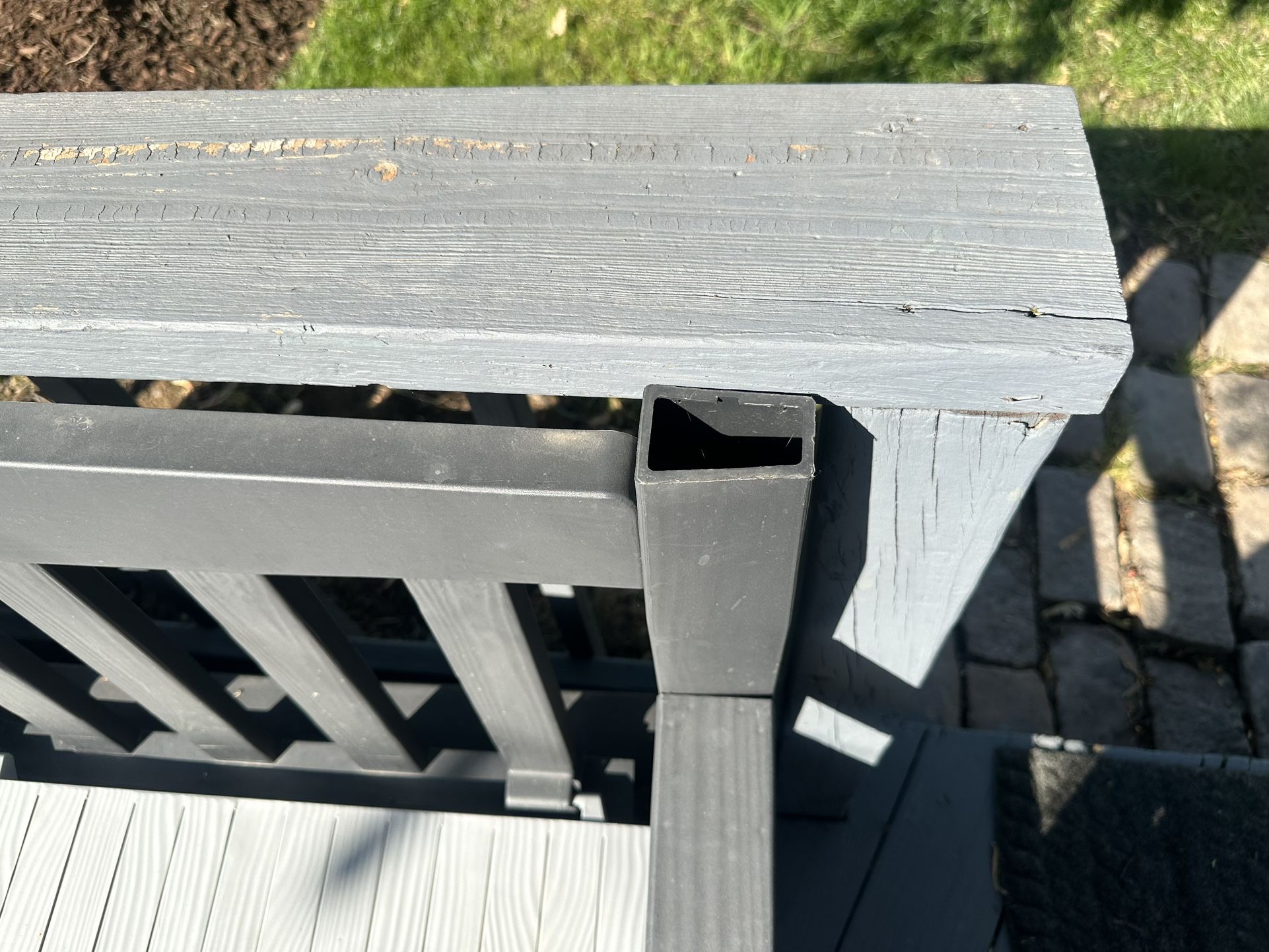 Keter Solana 70 Gallon Outdoor Storage Bench Graphite