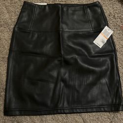 Macys skirts size S new