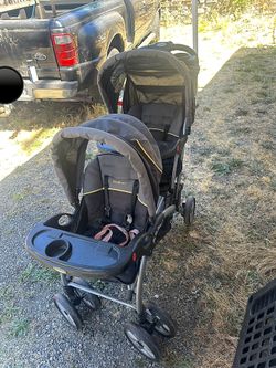Double Stroller (Baby Trend Sit And Stand)