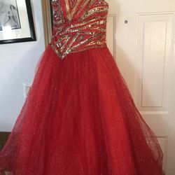 Size 10 pageant dress or prom worn once