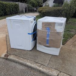Free whirlpool Electric Dryer