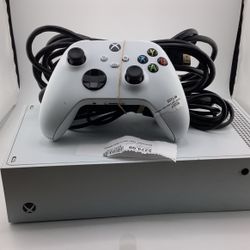 🎮 XBOX SERIES S BUNDLE: Next-Gen Gaming Ready! 🎮