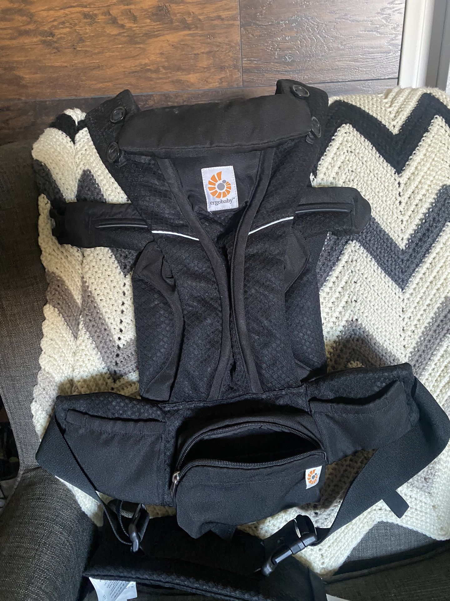 Ergobaby baby carrier Mesh 