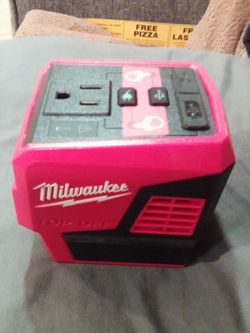 Milwaukee Charger USB port,  plug, c  charge port