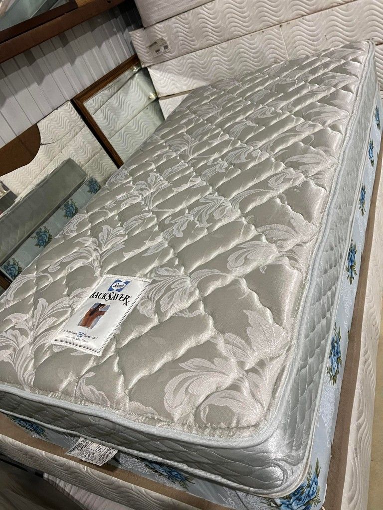Twin Mattress And Boxsrping