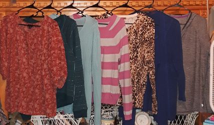 LADIES (XL) TOPS, SWEATERS, CARDIGANS