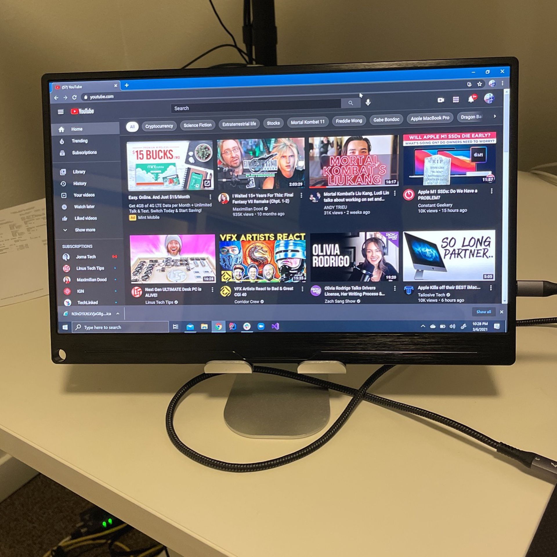 UPerfect 15.6inch 4K Portable Monitor