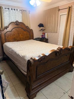 Antic bed. Headboard footboard rails and base. Make me an offer.