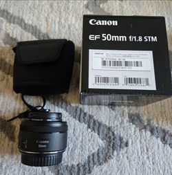 MINT- / EXCELLENT Canon EF 50mm f/1.8 STM w/ Box