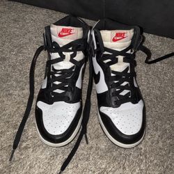 Nike Dunk High Black White Panda Women’s Size 7 US / EU 38 Sneakers Casual Shoes
